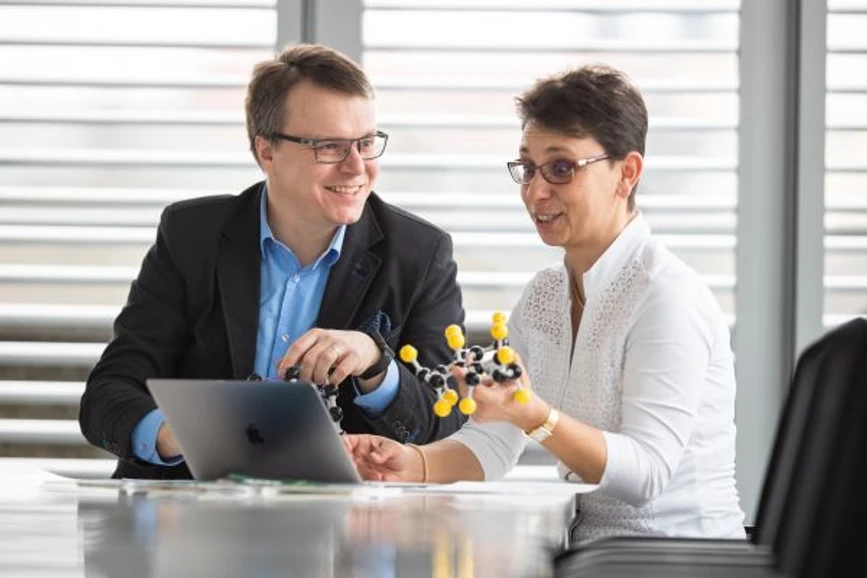 Universitas/Archiv M. Otyepky: Michal Otyepka i jeho žena Eva jsou oba vědci, navíc ze stejného oboru i pracoviště.