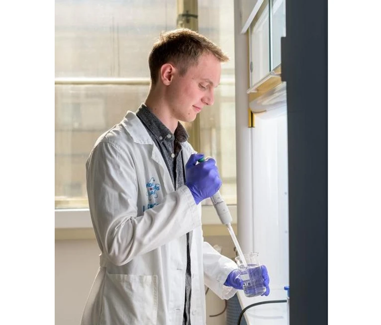 Přírodovědecká fakulta UK: Vojtěch Hýbl