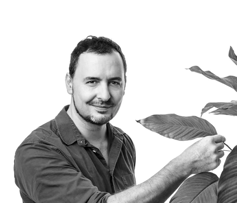 AV ČR/Jana Plavec: Tomáš Pluskal: Vědec s černým páskem