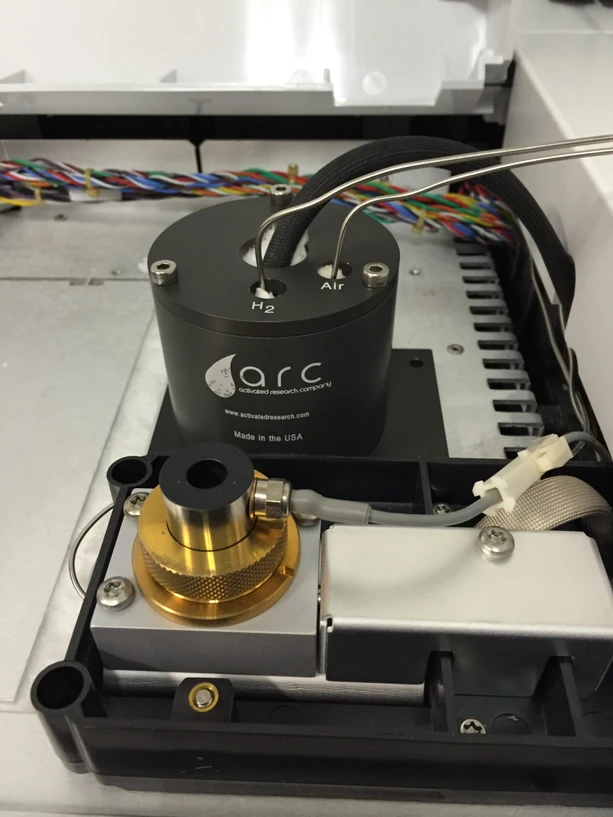 Activated Research Company: Odhalení distribuce uhlíku - Jak může Polyarc posunout Vaše pyrolýza-GC-FID analýzy?