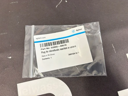 Agilent záslepka pro mikrofluidní splitter/spojky, G2855-60570 (Nové)