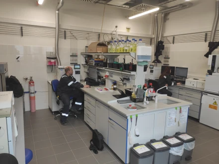 Nové instalace a uplatnění GC Agilent 8890 v petrochemickém průmyslu