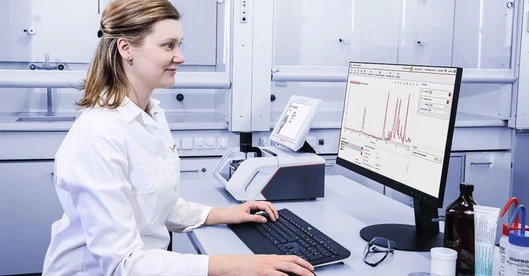 Spolehlivá a rychlá verifikace polymerů spektrometrem Anton Paar LYZA 7000 FTIR