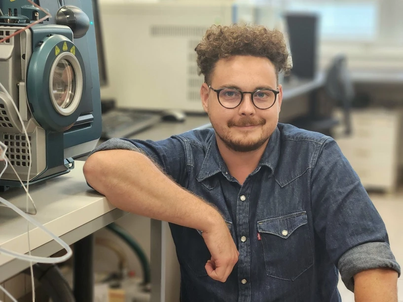 Avanti Research/Aleš Kvasnička: Já vedle našeho milovaného přístroje Sciex QTRAP 6500+.