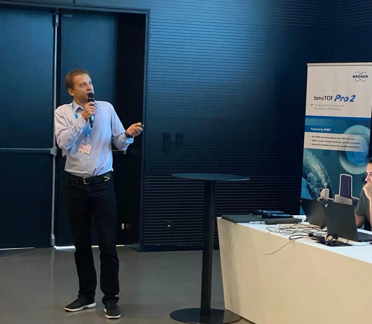 ČSHS: Konference CEEPC/IPM/CMSC 2022: Proteomic Analysis of Hepatitis B Virus (Martin Hubálek)