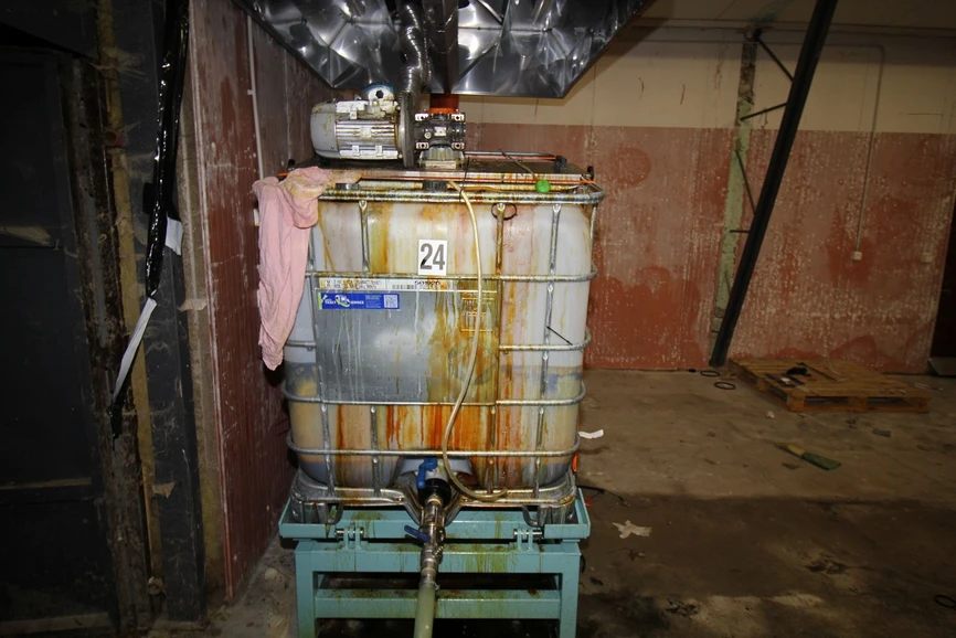 Celní Správa ČR: První laboratoř k výrobě klefedronu v Česku - Výroba návykové látky clefedron