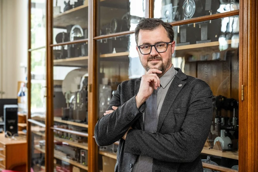 <p><strong>Forum: Magazín UK / Archiv Martina Vlacha: </strong>Popularizace vědy chodí vždy po lidech</p>