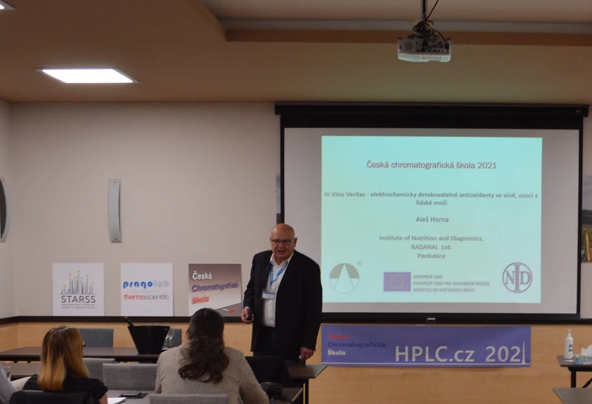 In vino veritas – elektrochemicky detekovatelné antioxidanty ve víně, ovoci a lidské moči (A. Horna)