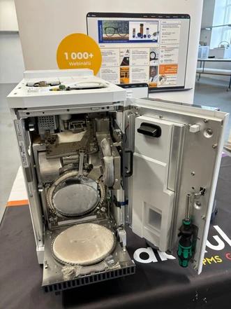 Agilent Intuvo 9000 plynový chromatograf, S/SL, FID, G3950A (Bazar)