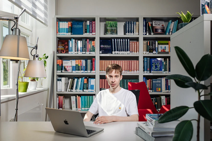 <p>Nadace Experientia: Laureátem ceny Via Chimica pro rok 2022 je Roman Bushuiev</p>
