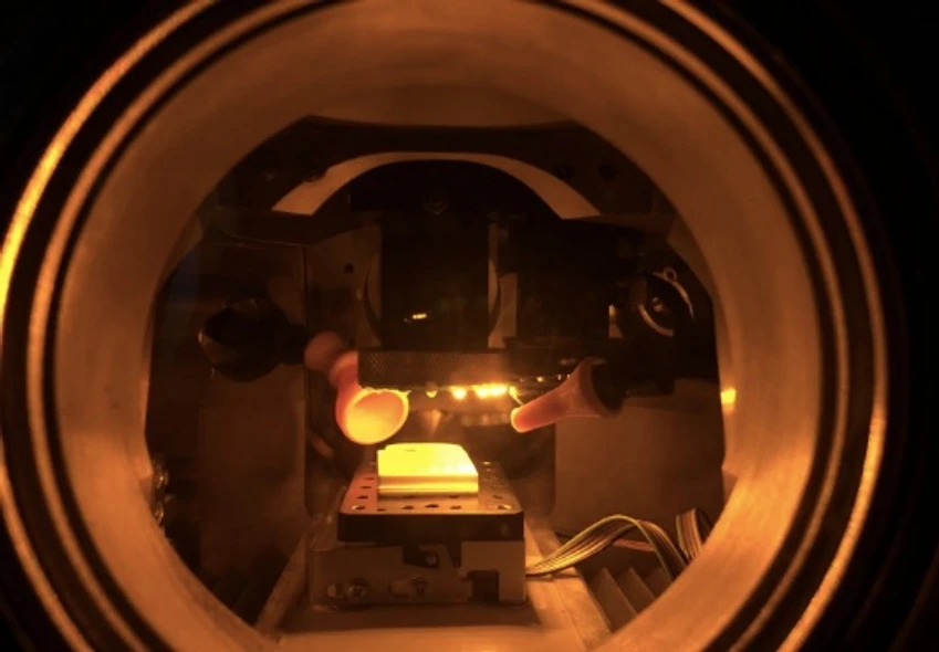 Noc vědců: Tajemství chemického složení vzorků (LIBS)