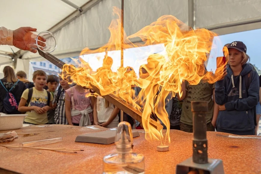 Noc vědců/ZČU: Svět chemických reakcí