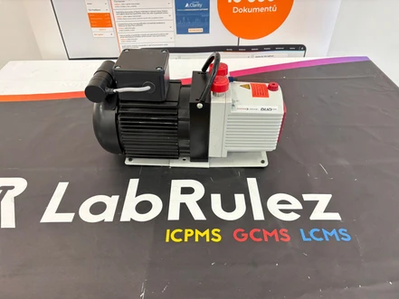 Pfeiffer Vacuum DUO 3 (G7077-80056) – Olejová dvoustupňová rotační vývěva (Bazar)