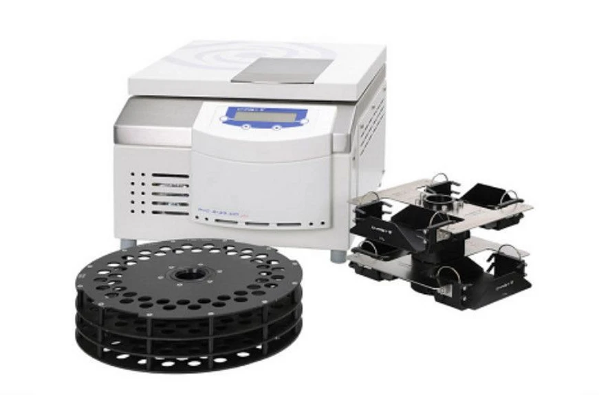 Pragolab: Střední laboratorní odstředivý vakuový koncentrátor RVC 2-25 CDplus společnosti MARTIN CHRIST (Německo)