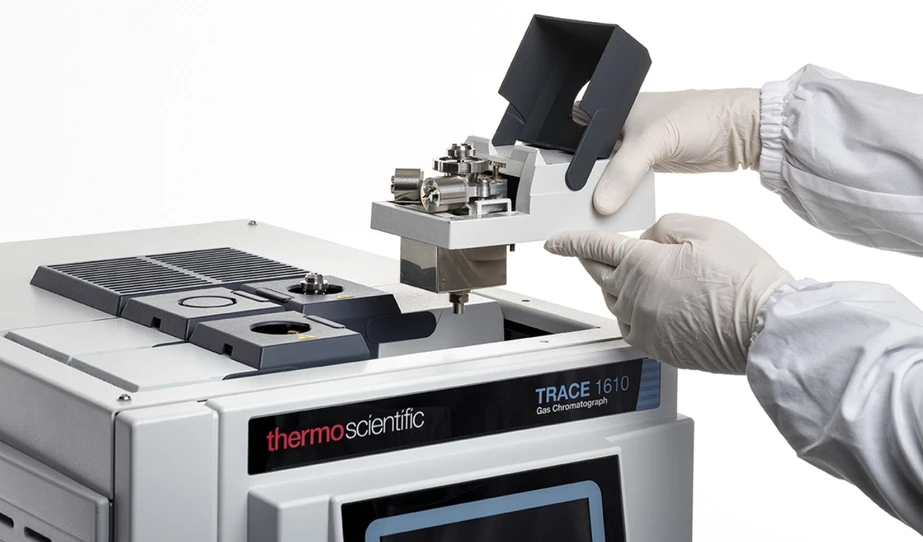 Pragolab: Výměnné nástřikové a detektorové moduly nového plynového chromatografu TRACE 1610