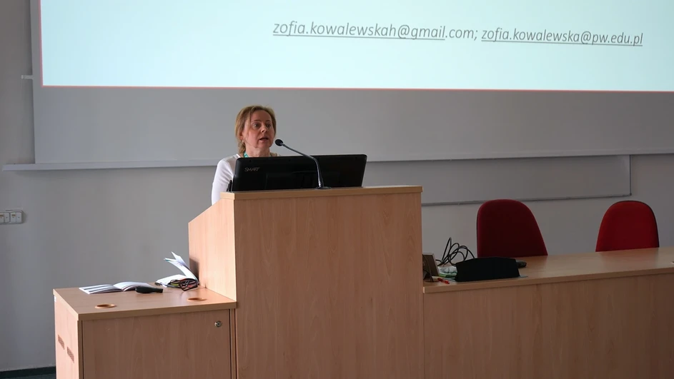 SSJMM: Spectral aspects in determination of fluorine via GaF, CaF and SrF molecules using high-resolution continuum source molecular absorption spectrometry (Z. KOWALEWSKA)