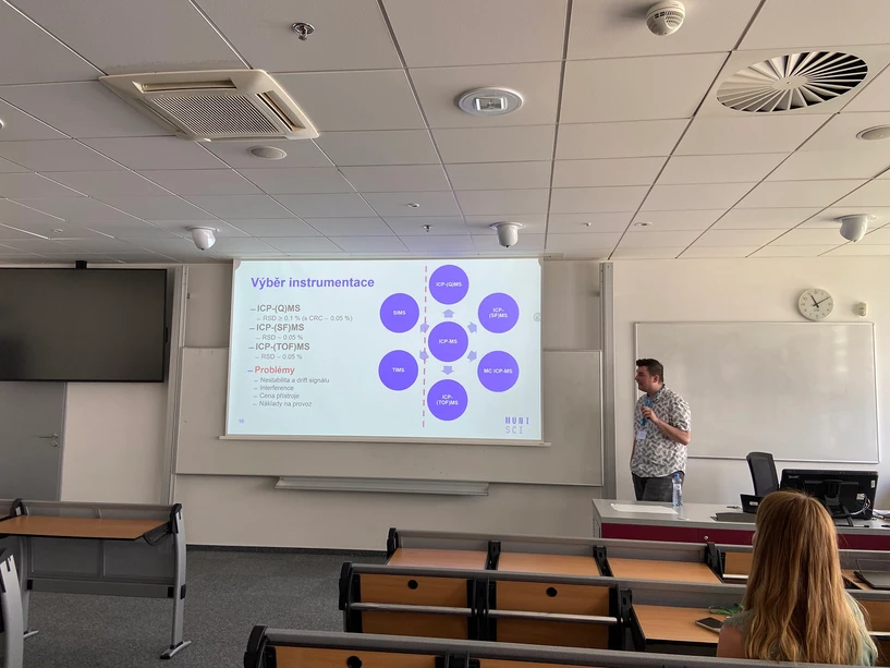 SSJMM: Úvod do izotopové analýzy (Jan Dobeš)