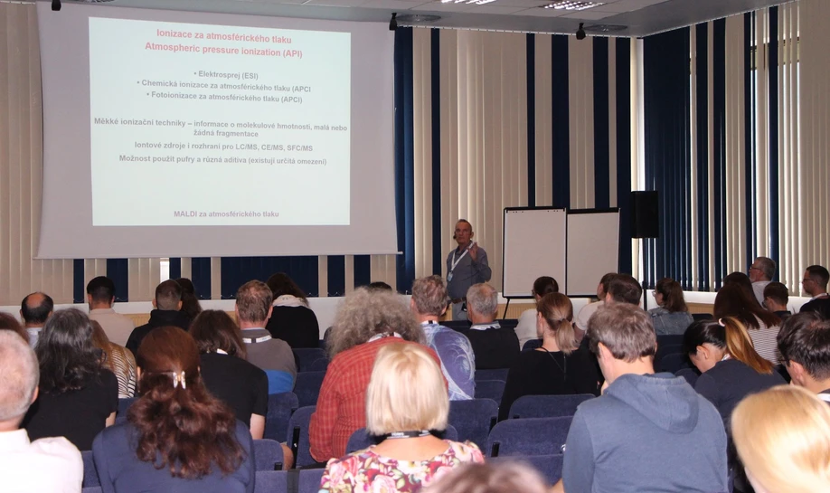 SSJMM: Základy hmotnostní spektrometrie – iontové zdroje (Karel Lemr)