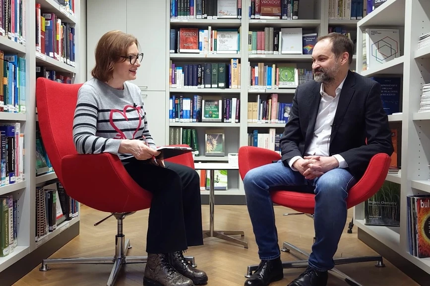 ÚOCHB AV ČR: Podcast CHEmic #19