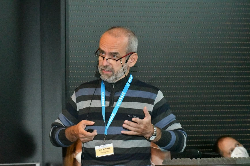 ÚOChB/IOCB/Michal Hoskovec/PMHPMS: Mass Spectrometry at the J. Heyrovský Institute of Physical Chemistry (Miroslav Polášek)