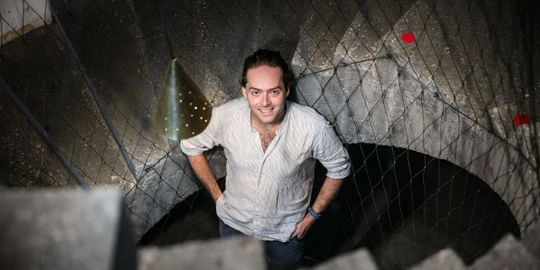 AI demokratizuje přístup k informacím. Může přinést vědeckou revoluci