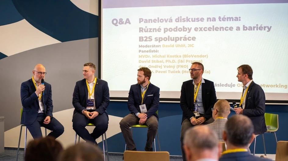Vědavyzkum: Panelové diskuze s odborníky jsou nedílnou součástí konference Business2Science