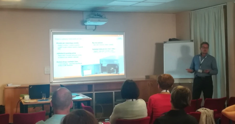 Vitatox 2021: Radian ASAP s LiveID: Okamžitá a jednoduchá analýza vzorků a materiálů (Jan Bohuslávek, Ph.D., Waters Gesellschaft)