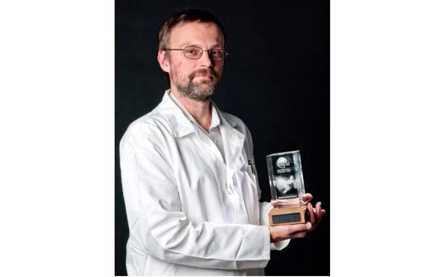 <p>Policie České republiky: pplk. Ing. Lubor Fojtášek s cenou Robina Keeleyho</p>
